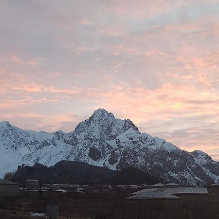 Hotel Sweet Night Kazbegi Esterno foto